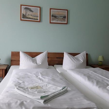 Gasthof Lindenkrug Broderstorf Ngoại thất bức ảnh